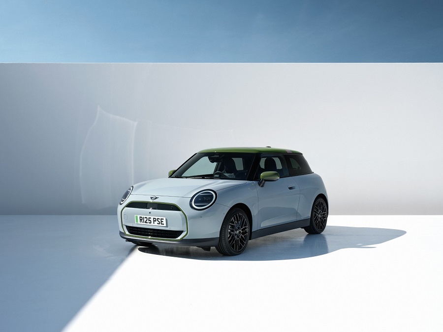 มินิ ประเทศไทย เปิดตัว มินิ คูเปอร์ Paul Smith Edition